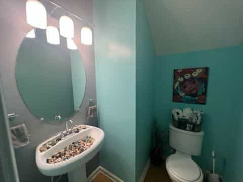 Picture of undefined, number 2