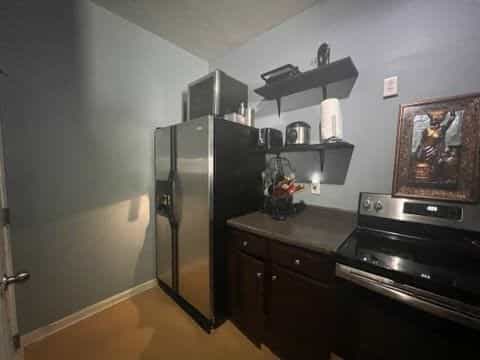 Picture of undefined, number 3