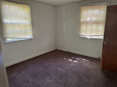 Picture of undefined, number 28
