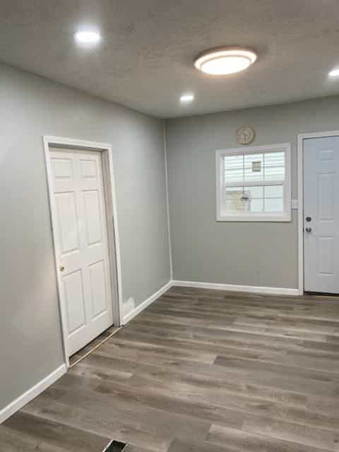 Picture of undefined, number 28