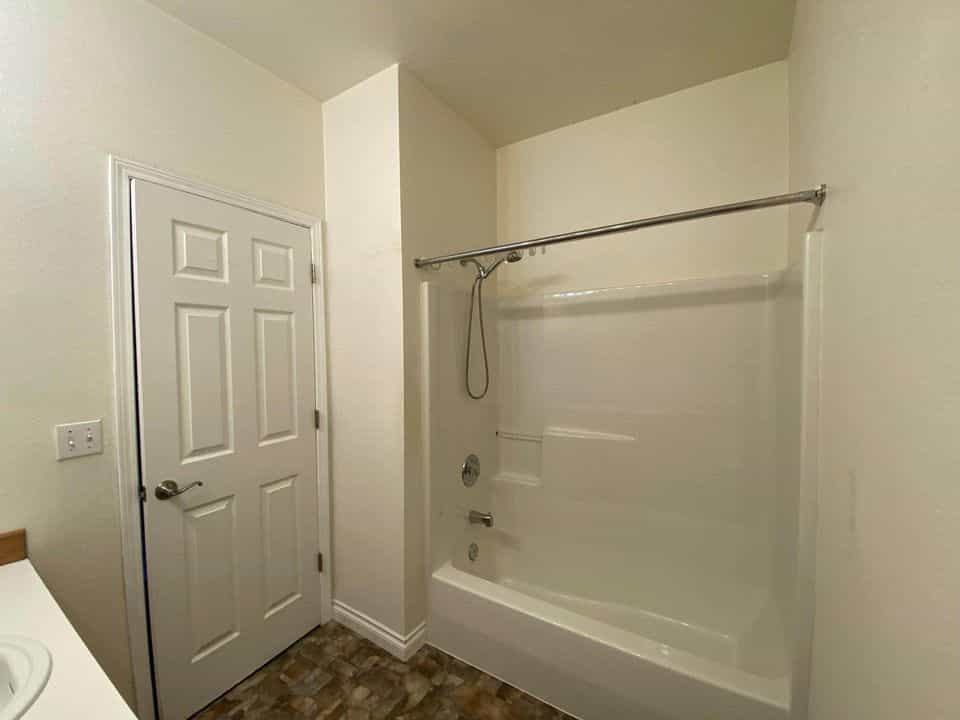 Picture of undefined, number 22