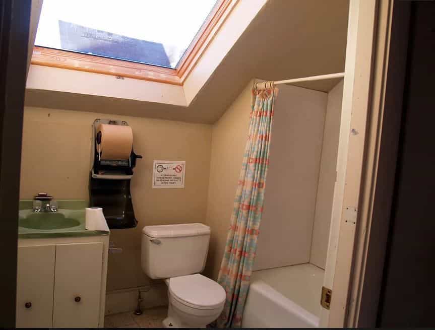 Picture of undefined, number 3
