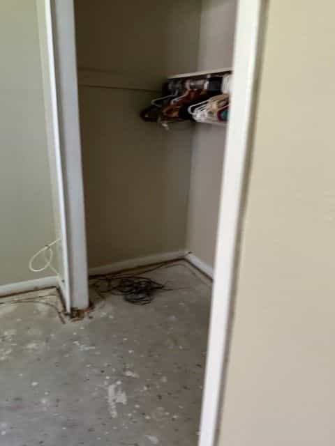 Picture of undefined, number 4