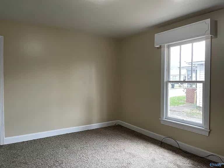 Picture of undefined, number 7