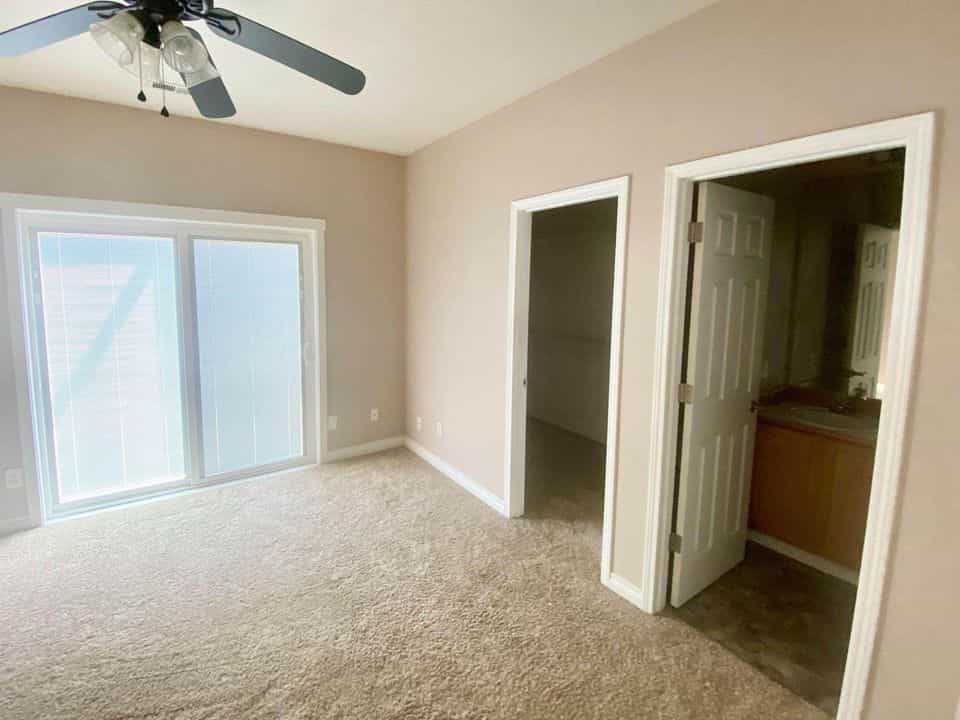 Picture of undefined, number 18