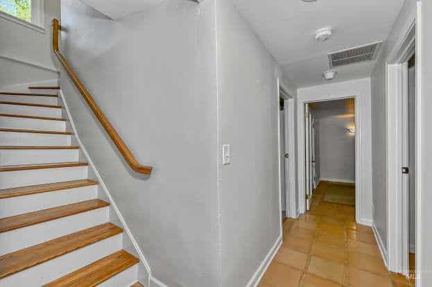 Picture of undefined, number 14