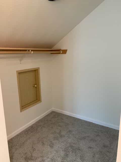 Picture of undefined, number 2