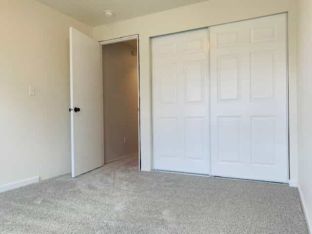 Picture of undefined, number 6