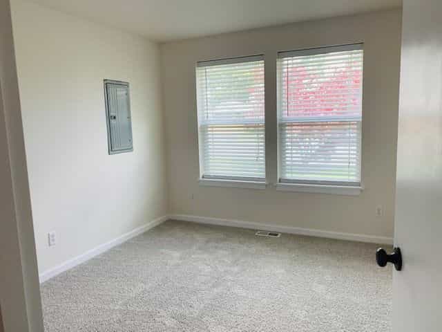 Picture of undefined, number 8