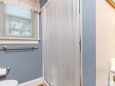 Picture of undefined, number 9