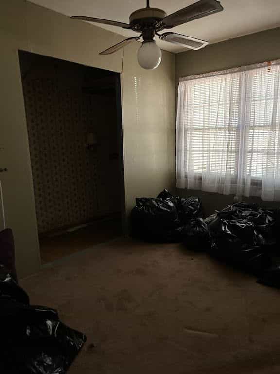 Picture of undefined, number 23