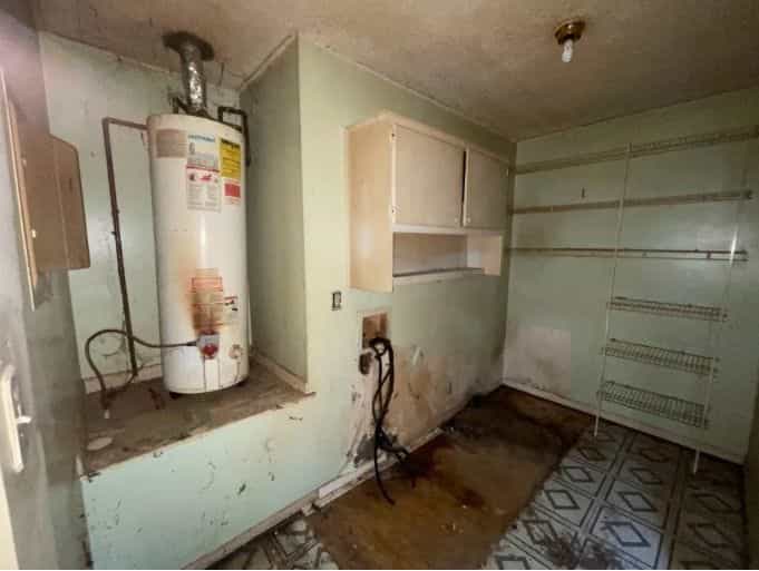Picture of undefined, number 9