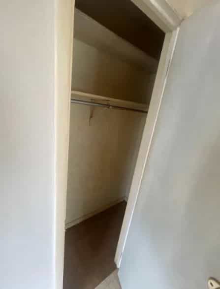 Picture of undefined, number 18