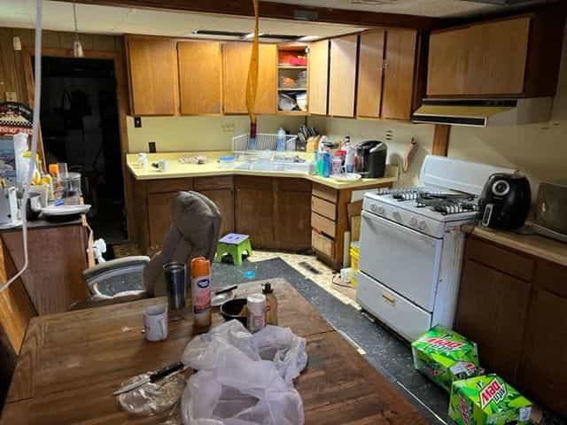 Picture of undefined, number 9