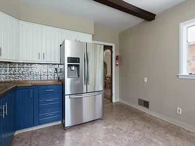 Picture of undefined, number 4
