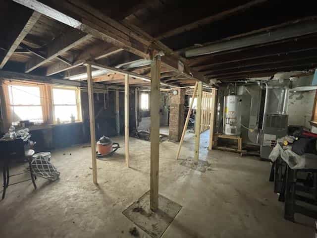 Picture of undefined, number 8