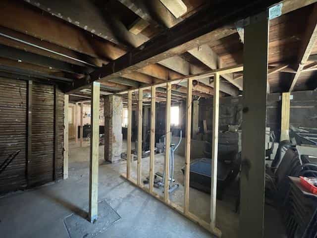 Picture of undefined, number 9