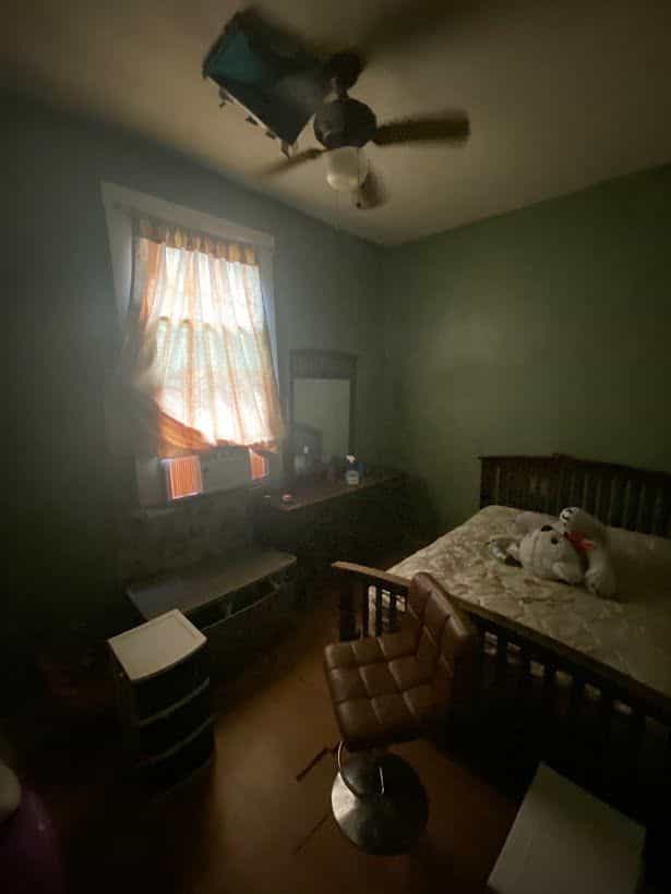 Picture of undefined, number 9