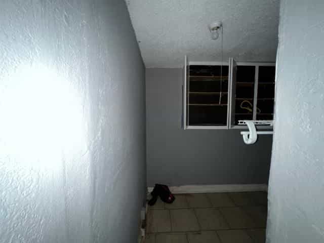 Picture of undefined, number 0