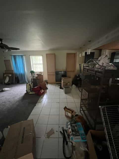 Picture of undefined, number 9