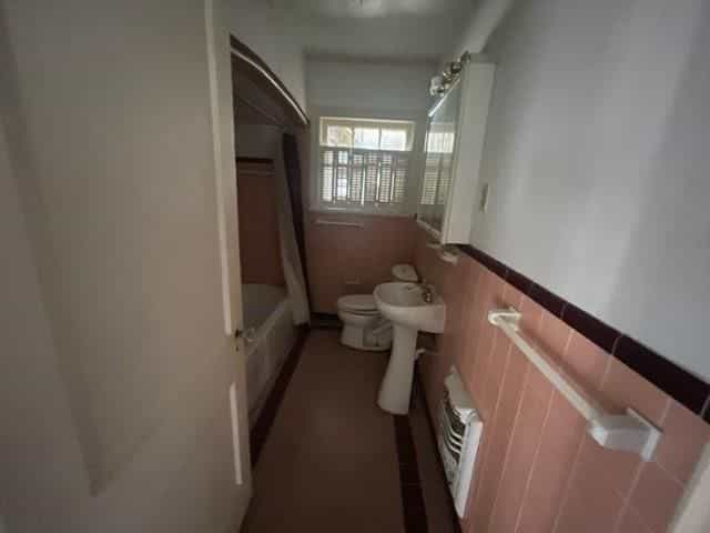 Picture of undefined, number 13