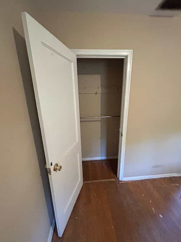 Picture of undefined, number 19