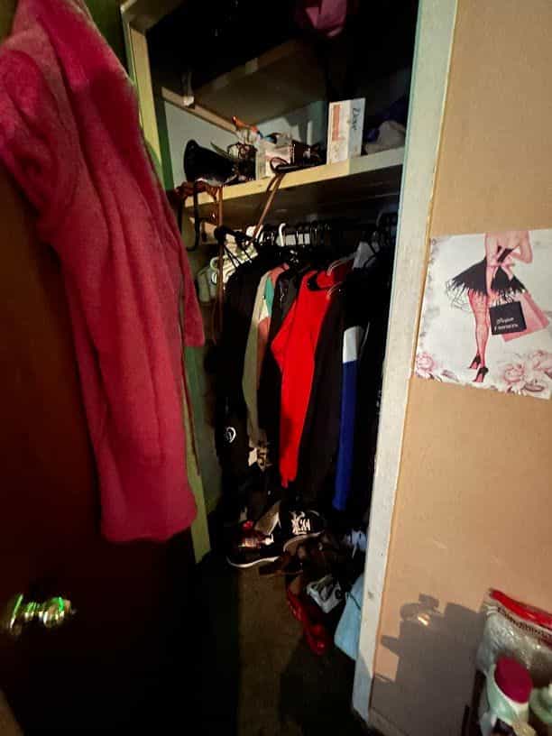 Picture of undefined, number 4