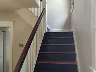 Picture of undefined, number 8