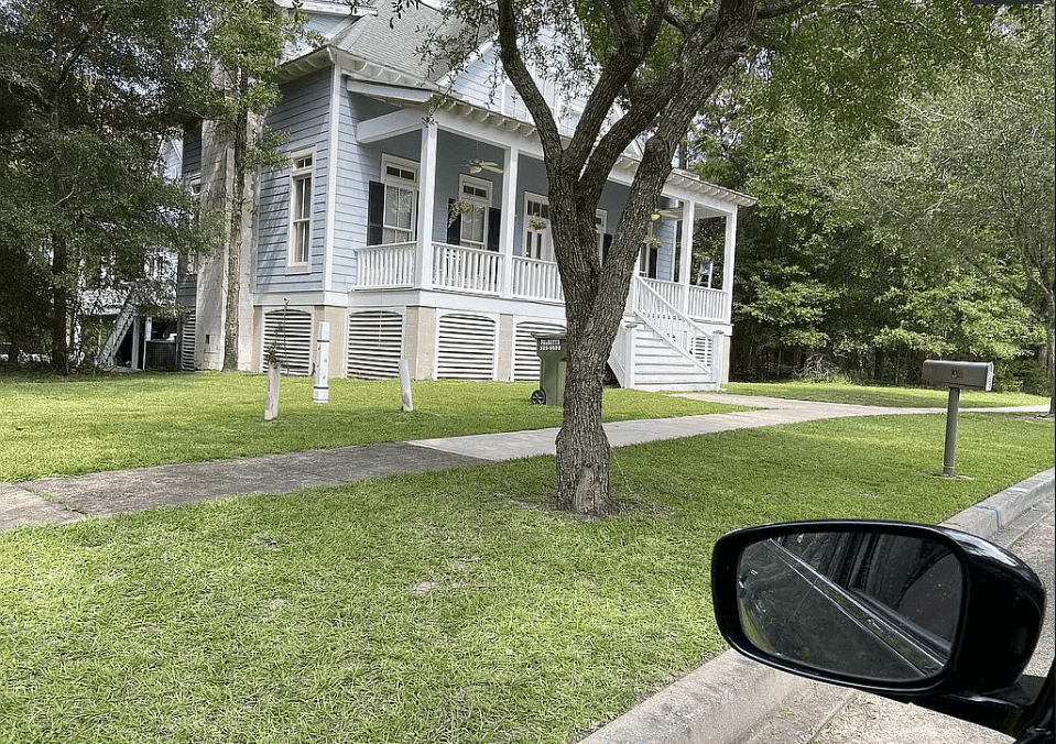 Picture of undefined, number 1