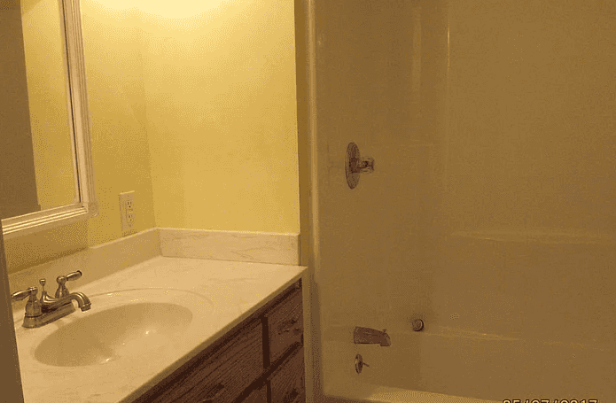 Picture of undefined, number 3
