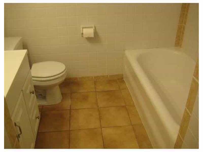 Picture of undefined, number 1