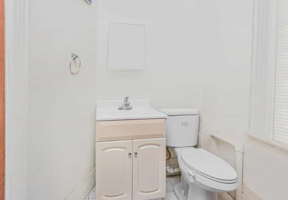Picture of undefined, number 9