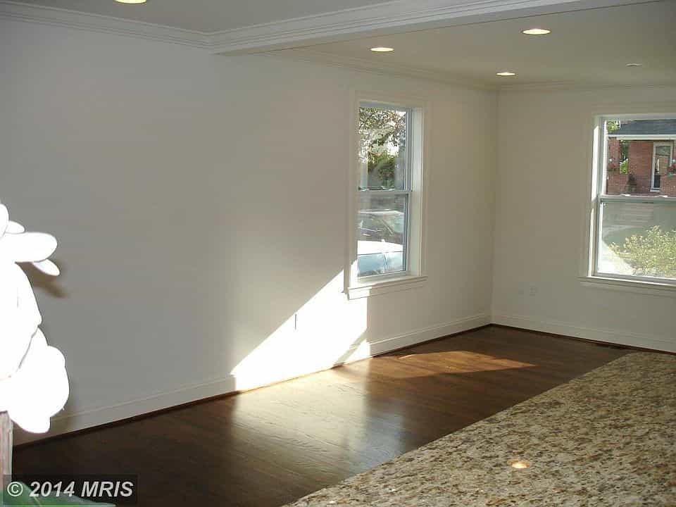 Picture of undefined, number 23