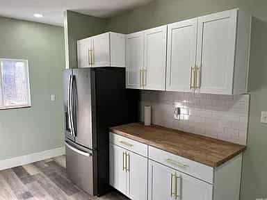 Picture of undefined, number 8