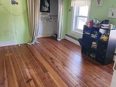 Picture of undefined, number 3