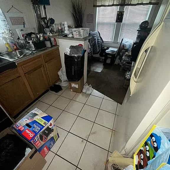 Picture of undefined, number 6