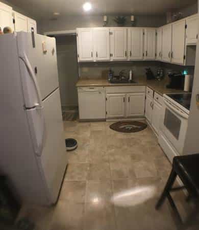 Picture of undefined, number 2
