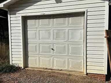 Picture of undefined, number 8