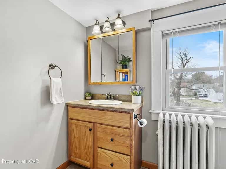 Picture of undefined, number 11