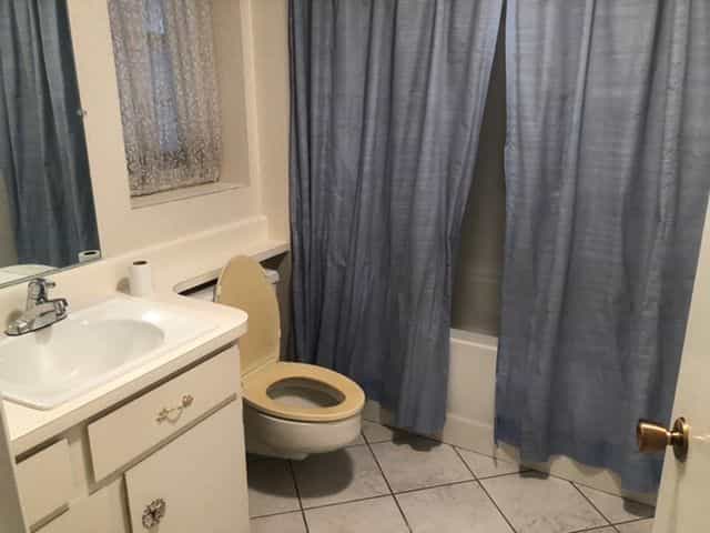 Picture of undefined, number 3