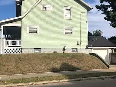 Picture of undefined, number 6