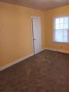 Picture of undefined, number 4