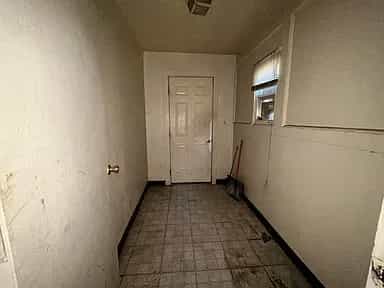 Picture of undefined, number 9