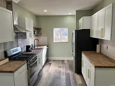 Picture of undefined, number 9