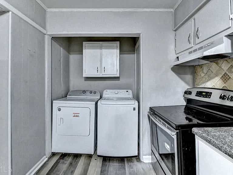 Picture of undefined, number 10