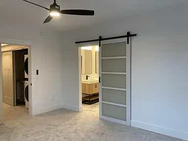 Picture of undefined, number 18