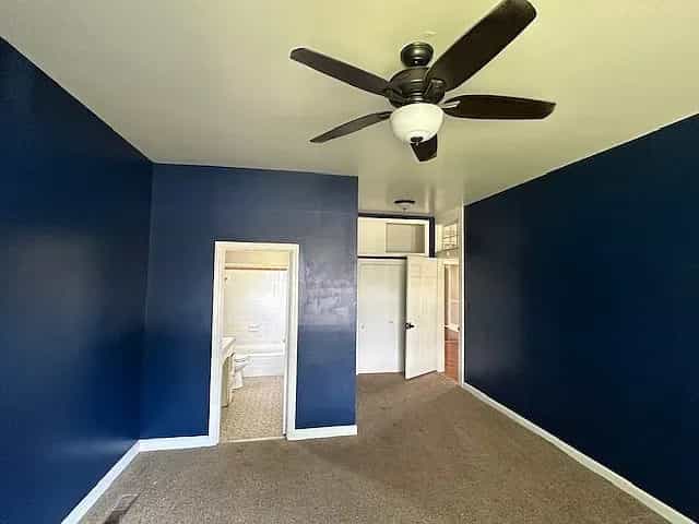 Picture of undefined, number 13