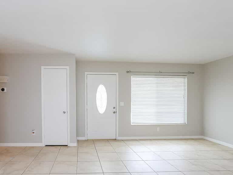 Picture of undefined, number 10