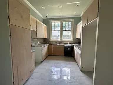 Picture of undefined, number 12