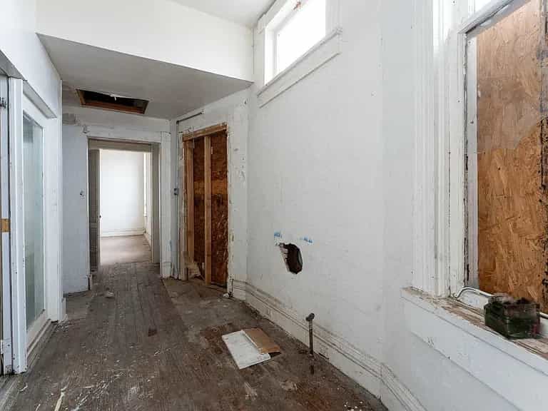 Picture of undefined, number 5